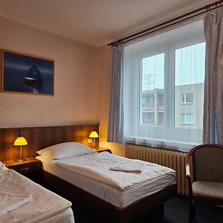Hotel Trim Pardubice Zewnętrze zdjęcie