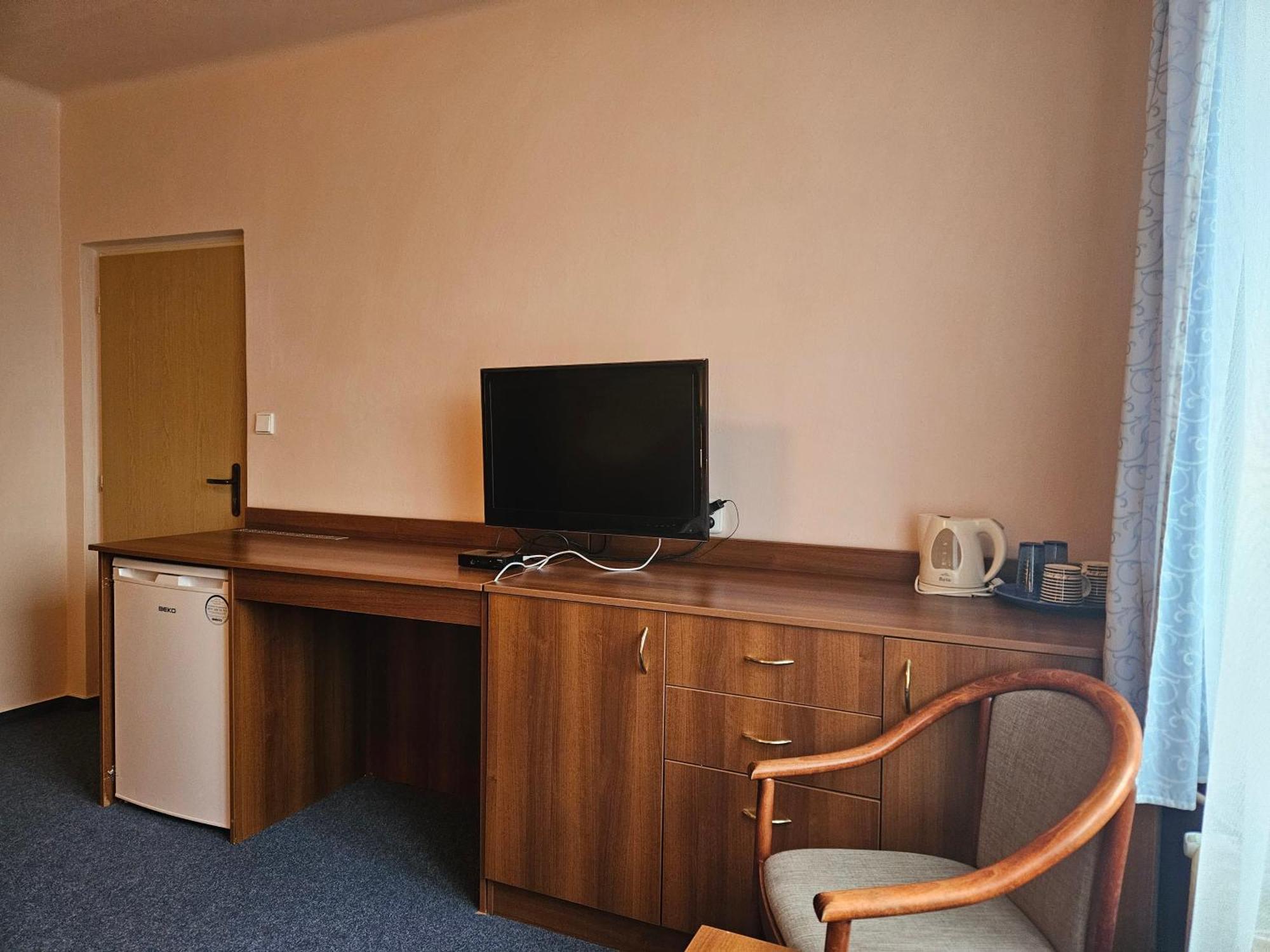 Hotel Trim Pardubice Zewnętrze zdjęcie