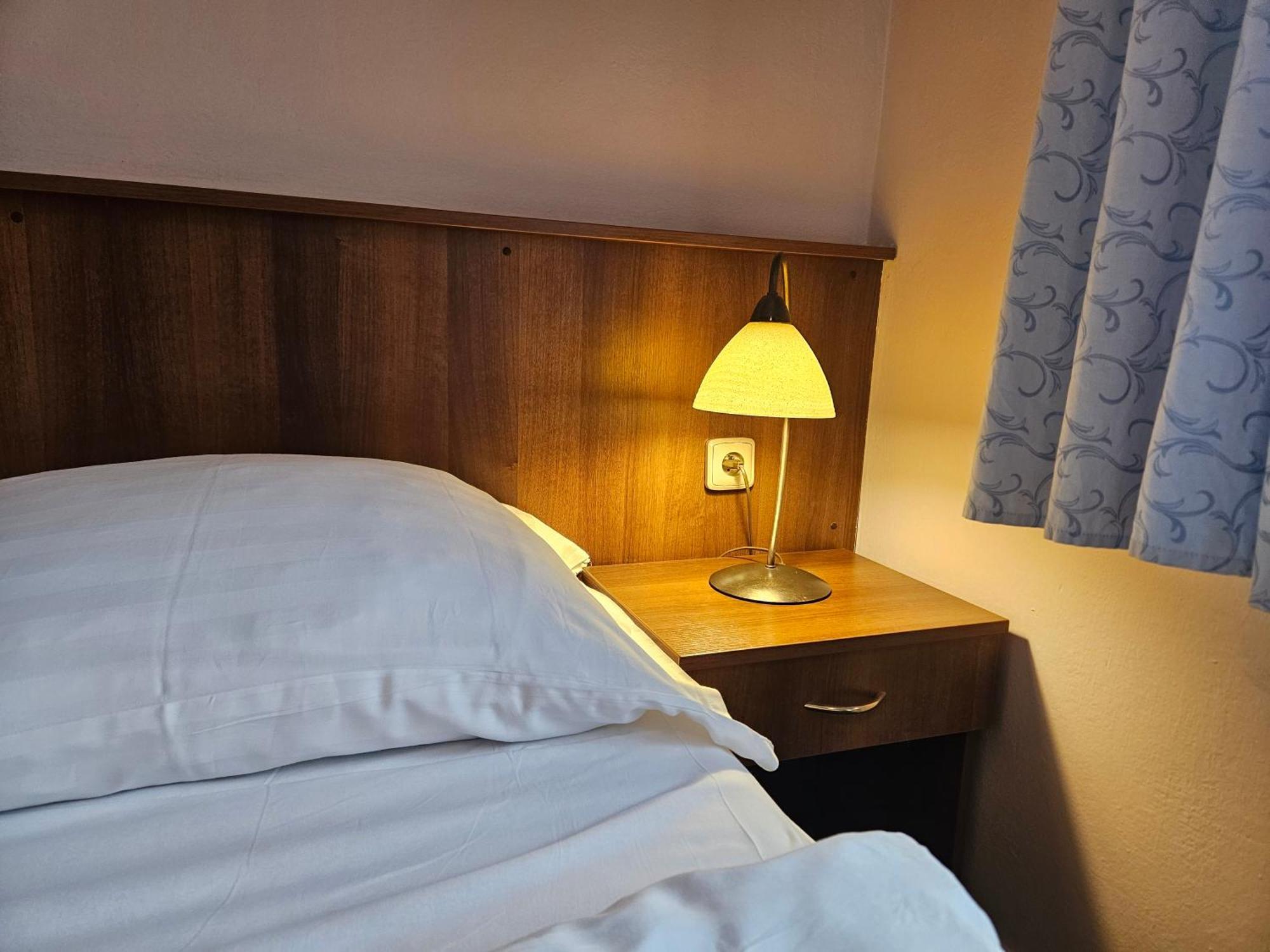Hotel Trim Pardubice Zewnętrze zdjęcie