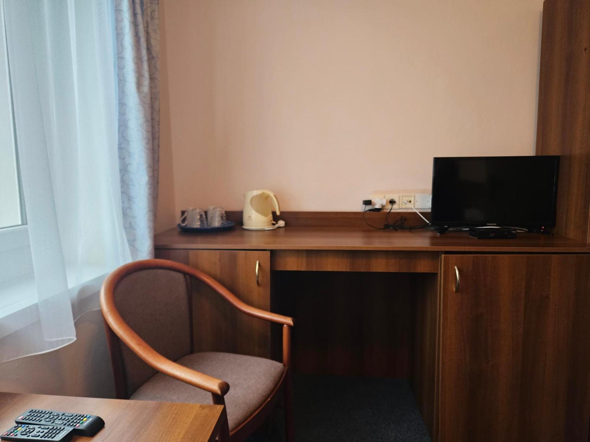 Hotel Trim Pardubice Zewnętrze zdjęcie
