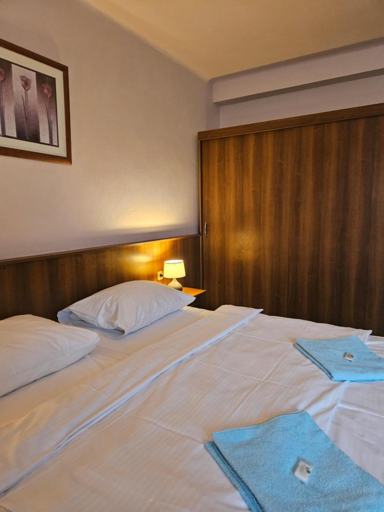Hotel Trim Pardubice Zewnętrze zdjęcie