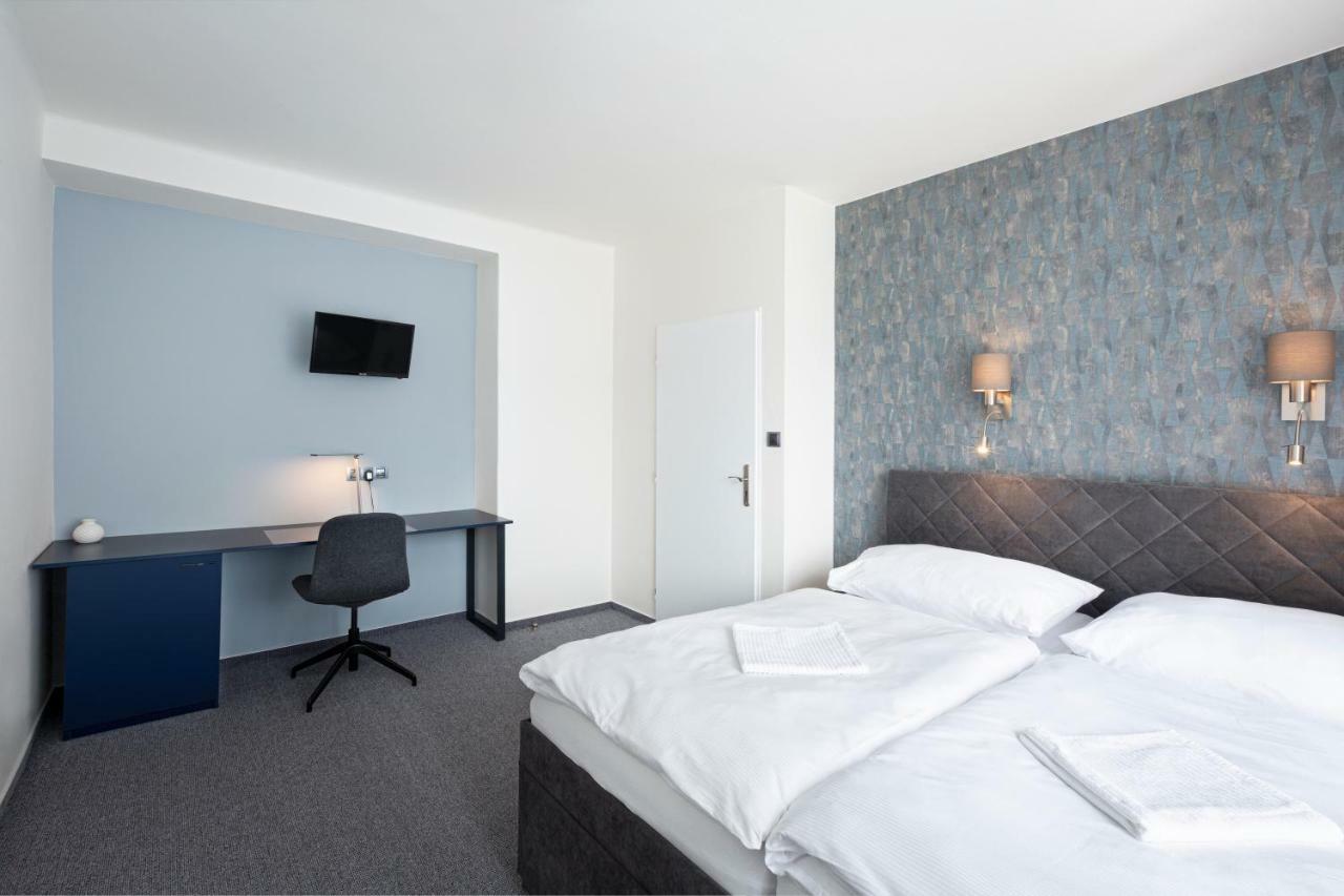 Hotel Trim Pardubice Zewnętrze zdjęcie